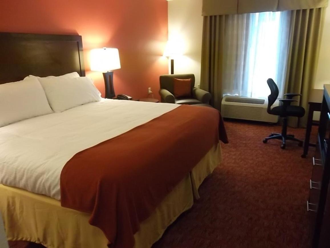 Holiday Inn Express & Suites Brookhaven By Ihg Exterior foto