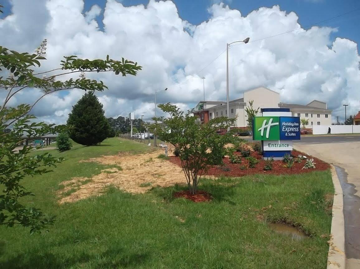 Holiday Inn Express & Suites Brookhaven By Ihg Exterior foto